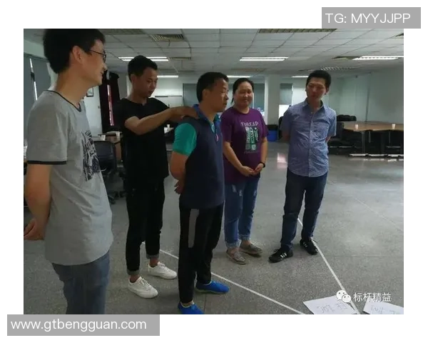 赛后分析：WE与V5在团队协作中的优劣势对比与启示