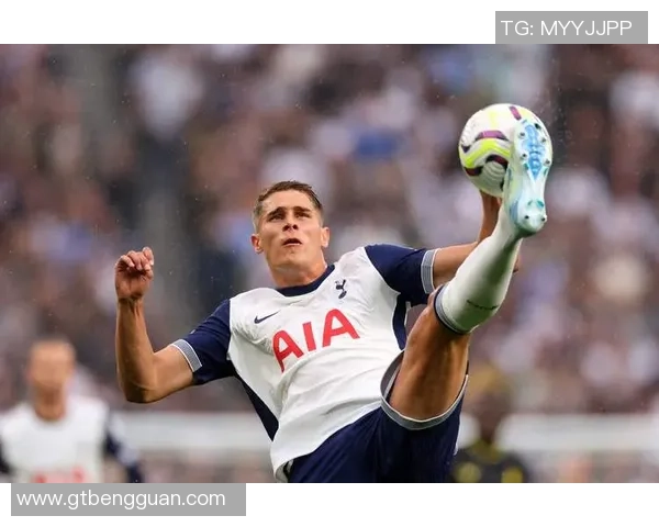 足球砸痛了我的心灵与梦想让我重新审视这项运动的意义与价值